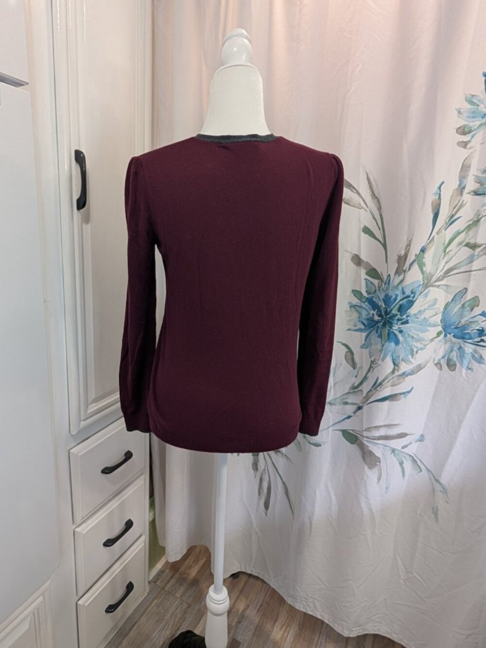 Romantic Dark Academia Preppy Twee Feminine Fall Burgundy Bow Knit Sweater, SP - Picture 7 of 13